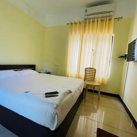 Kazhakuttam Akr Residency酒店 外观 照片