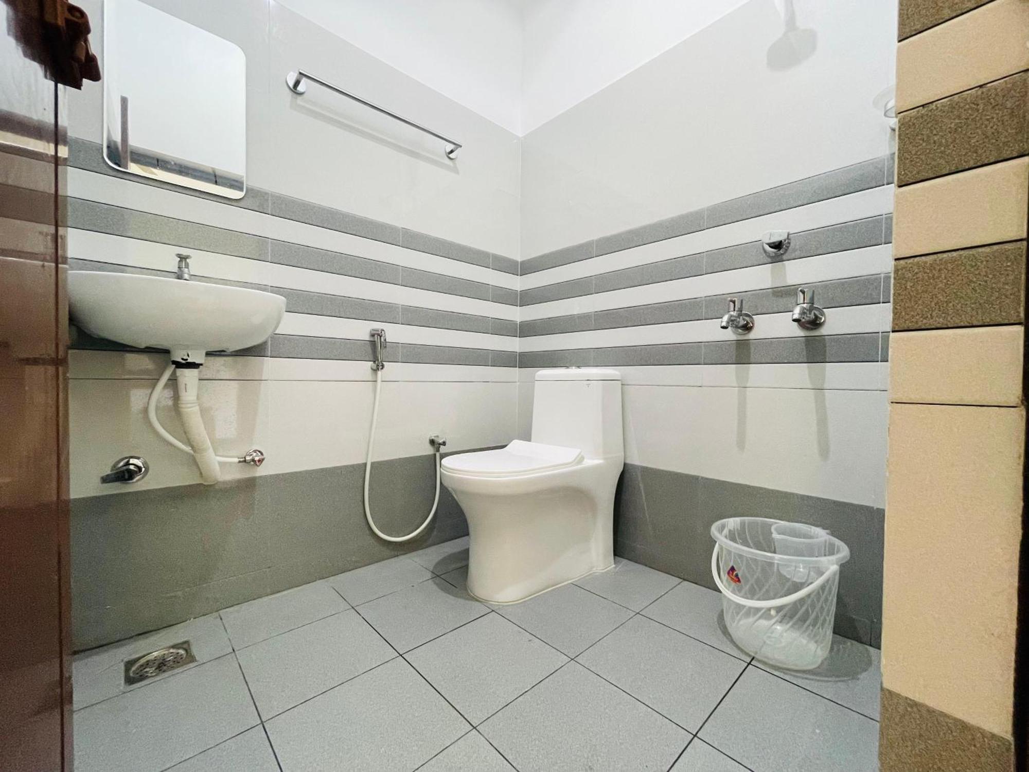 Kazhakuttam Akr Residency酒店 外观 照片